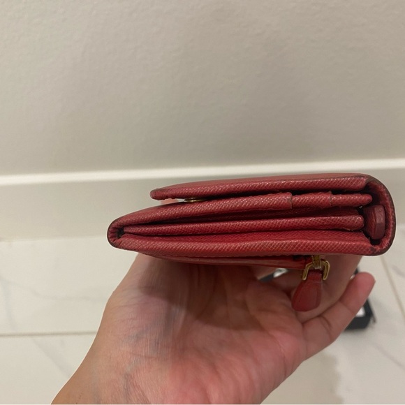 Prada full size Wallet - Picture 4 of 13